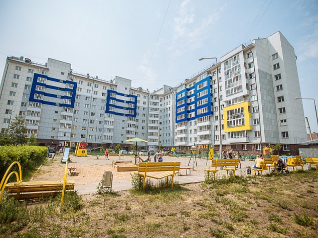Группа жилых домов на ул. Поленова